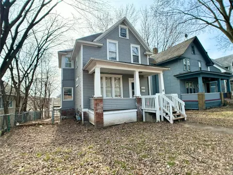 620 Cook Ave E, Saint Paul, MN 55130