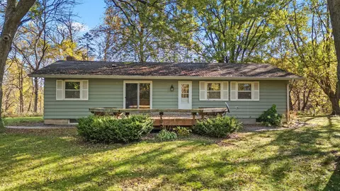 1742 Hillcrest Dr, New Richmond, WI 54017