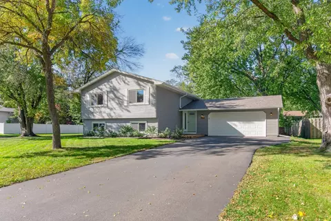 7401 James Ave N, Brooklyn Park, MN 55444