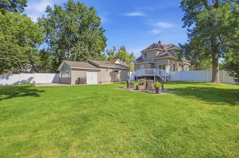 Exterior - 718 6th St SW, Willmar, MN 56201 photo 11 of 13