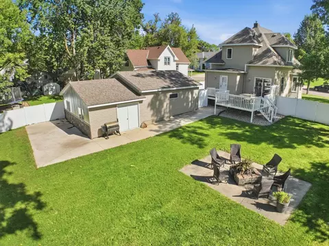 Exterior - 718 6th St SW, Willmar, MN 56201 photo 2 of 13