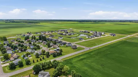 303 Northview Dr SW, Glyndon, MN 56547