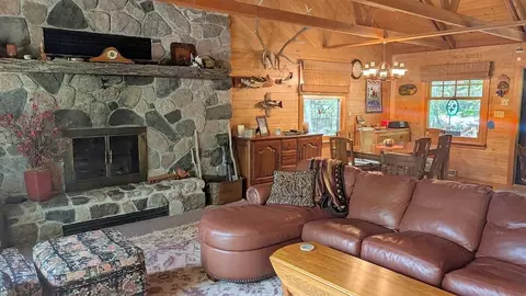Living - 1809 Everett Bay Rd, Tower, MN 55790 photo 2 of 6