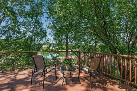 7148 Maryland Cir, Savage, MN 55378