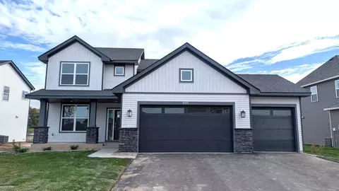 7971 Upper 41st St N, Oakdale, MN 55128