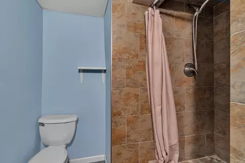 Bath - 1020 Becker Ave SE, Willmar, MN 56201 photo 3 of 3
