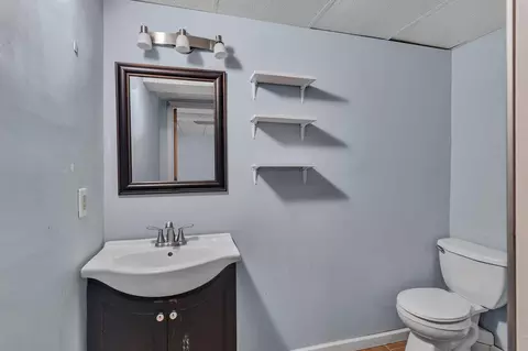 Bath - 1020 Becker Ave SE, Willmar, MN 56201 photo 2 of 3