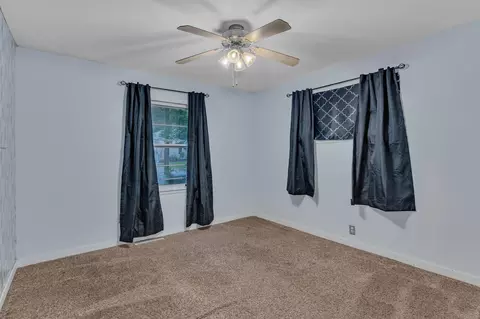 Bedroom - 1020 Becker Ave SE, Willmar, MN 56201 photo 2 of 3