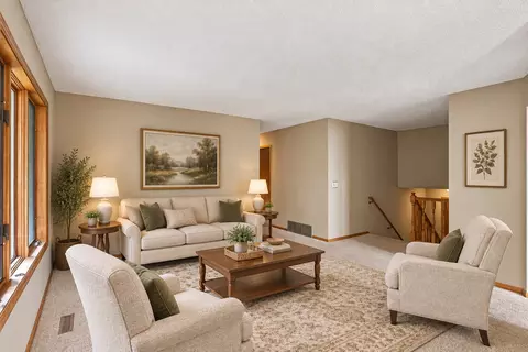 8026 173rd St W, Lakeville, MN 55044