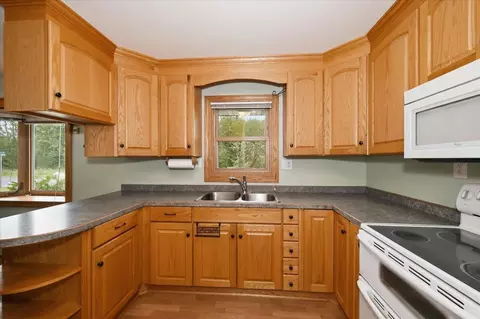 Kitchen - 4331 E 3rd St, Superior, WI 54880 photo 2 of 4