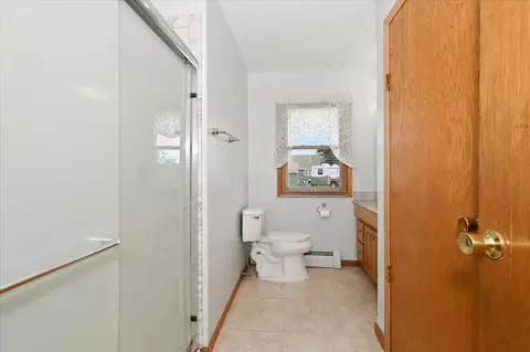 Bath - 4331 E 3rd St, Superior, WI 54880 photo 1 of 3