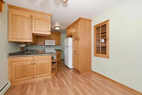 Kitchen - 4331 E 3rd St, Superior, WI 54880 photo 4 of 4
