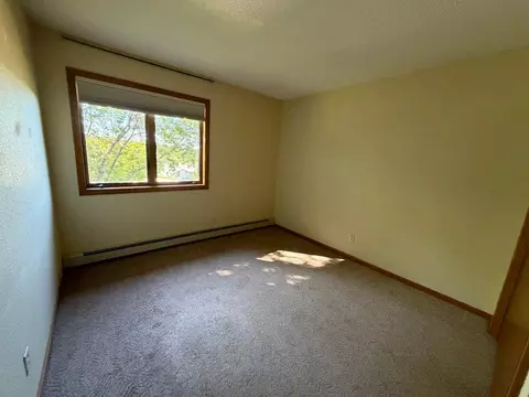 Bedroom - 1801 Becker Ave SE #306, Willmar, MN 56201 photo 4 of 5