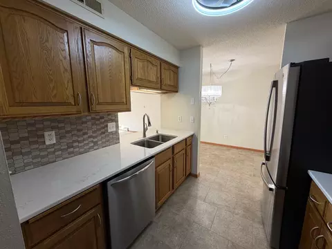 Kitchen - 1801 Becker Ave SE #306, Willmar, MN 56201 photo 4 of 6