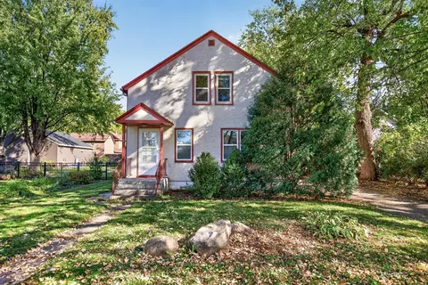 810 Summit Ave, Saint Paul Park, MN 55071