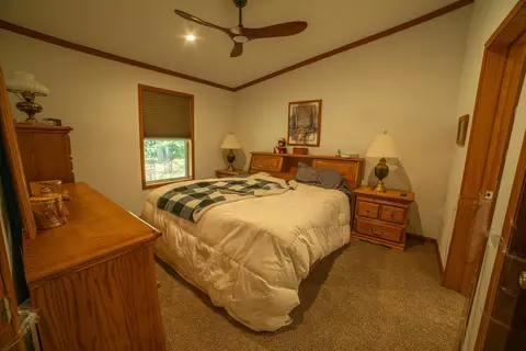 Bedroom - 4452 Boone Point Rd NW, Hackensack, MN 56452 photo 1 of 1