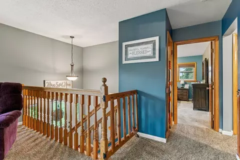 Entry Way - 700 Lyndale Ave, Spring Valley, MN 55975 photo 3 of 5