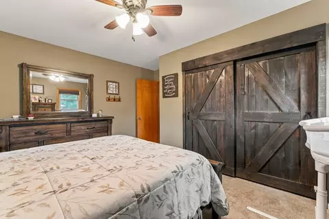 Bedroom - 700 Lyndale Ave, Spring Valley, MN 55975 photo 2 of 5