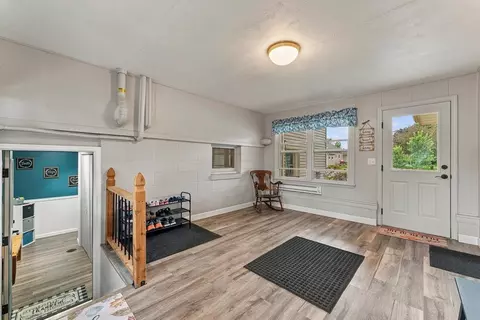 Entry Way - 700 Lyndale Ave, Spring Valley, MN 55975 photo 1 of 5