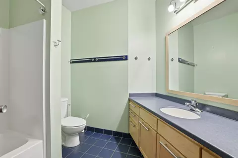 Bath - 312 E 18th St, Minneapolis, MN 55404 photo 1 of 1
