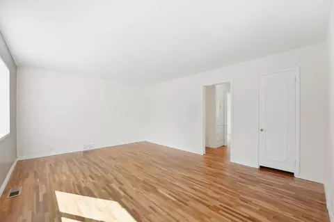 Living - 416 2nd St SE, Willmar, MN 56201 photo 2 of 5