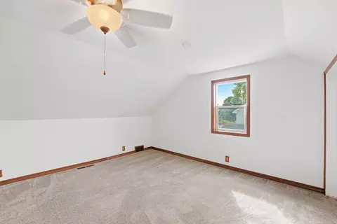 Bedroom - 416 2nd St SE, Willmar, MN 56201 photo 3 of 4