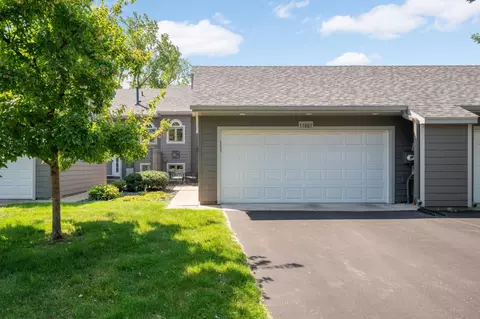 11887 Minnetonka Blvd, Minnetonka, MN 55305