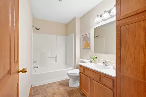 Bath - 1728 Redhead Ave, Baldwin, WI 54002 photo 1 of 2