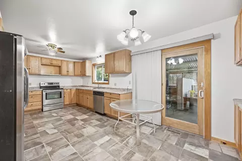 Kitchen - 833 Lewis Pl, Saint Cloud, MN 56301 photo 1 of 7