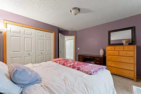 Bedroom - 1318 Bluff St, Dundas, MN 55019 photo 2 of 8
