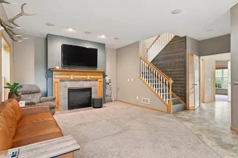 Living - 1318 Bluff St, Dundas, MN 55019 photo 2 of 4