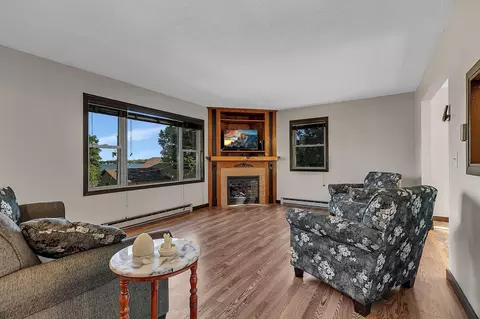 Living - 19071 Two Rivers Rd, Avon, MN 56310 photo 4 of 6
