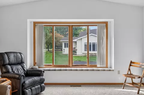 Living - 11991 Yellow Pine St NW, Coon Rapids, MN 55448 photo 3 of 3