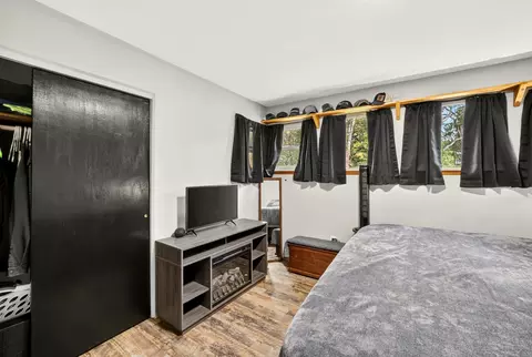 Bedroom - 4724 Anderson Rd, Hermantown, MN 55811 photo 6 of 7