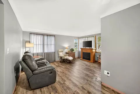 Living - 4724 Anderson Rd, Hermantown, MN 55811 photo 3 of 3