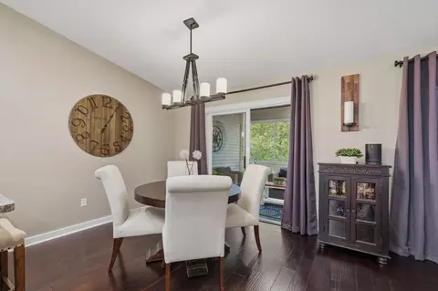 Dining - 4240 Boulder Ridge Pt, Eagan, MN 55122 photo 2 of 2