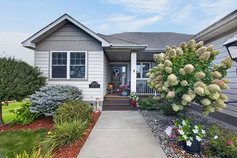 31473 Marvin Ave, Lindstrom, MN 55045