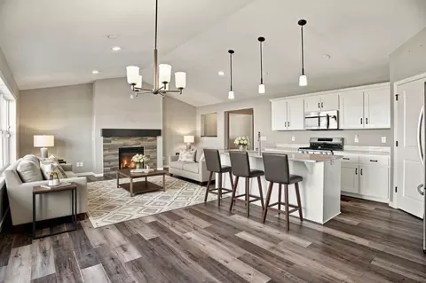 10097 Mississippi Dunes Blvd S, Cottage Grove, MN 55016