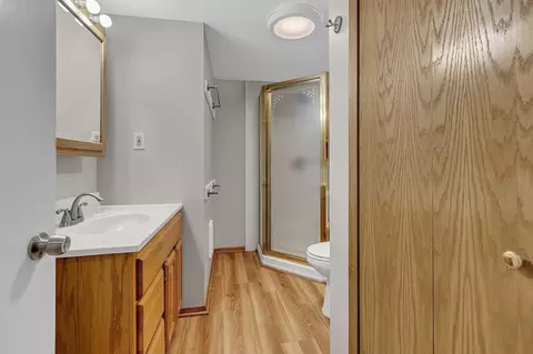 Bath - 7337 122nd Ave N, Champlin, MN 55316 photo 1 of 1