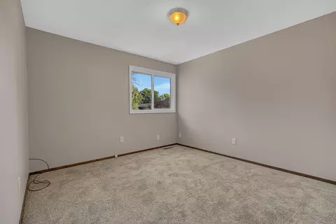 Bedroom - 7337 122nd Ave N, Champlin, MN 55316 photo 4 of 4