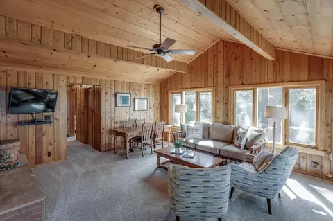 Living - 4109 Long Beach Dr NW, Hackensack, MN 56452 photo 2 of 3