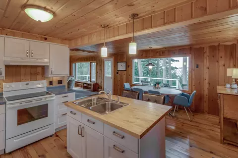 Kitchen - 4109 Long Beach Dr NW, Hackensack, MN 56452 photo 1 of 2
