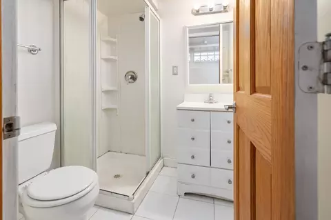 Bath - 112 16th Ave S, Saint Cloud, MN 56301 photo 4 of 4