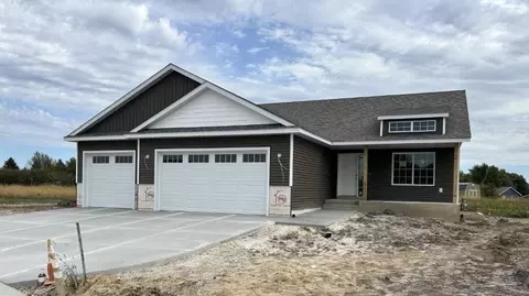 904 23rd St Cir NE, Kasson, MN 55944