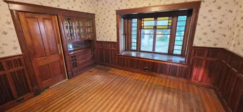 Dining - 812 Maple Ave E, Mora, MN 55051 photo 1 of 1