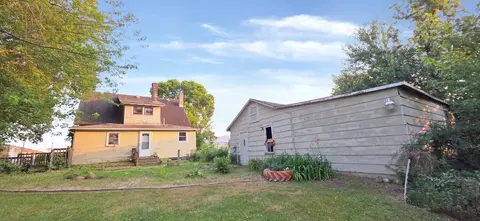 Exterior - 812 Maple Ave E, Mora, MN 55051 photo 7 of 7