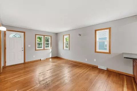 Living - 831 20th Ave N, Saint Cloud, MN 56303 photo 3 of 4