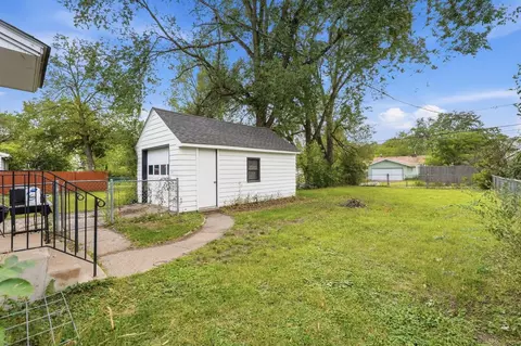 Exterior - 831 20th Ave N, Saint Cloud, MN 56303 photo 6 of 10