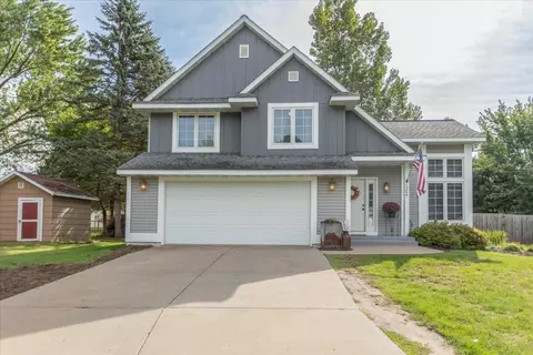 1304 Ballentine Rd, Menomonie, WI 54751