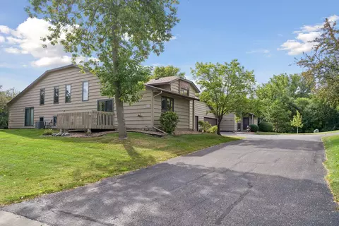 15331 39th Ave N, Plymouth, MN 55446